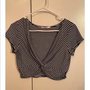 Heart and Hips. Size: L black and white stripes